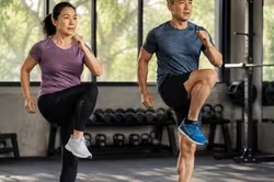 Bài tập giúp người trên 50 tuổi giảm mỡ mà không mất cơ