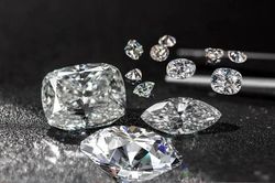 Làm sao để bảo vệ người mua kim cương khi thị trường 'vàng thau lẫn lộn'?