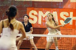 Những bóng hồng rạng rỡ, phô diễn lối đánh cực đỉnh tại giải Pickleball kỷ niệm 50 năm An ninh Thủ đô