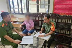 Lào Cai: Suýt mất 140 triệu đồng vì 'quà tặng' từ nước ngoài gửi về