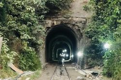 Khơi th&ocirc;ng nguồn lực tăng trưởng