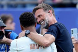 Câu chuyện gần 10 năm của Klopp và Mbappe được tiết lộ