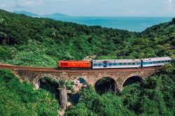 Sắp c&oacute; chuyến t&agrave;u 4 tiếng đi xuy&ecirc;n di sản Huế - Phong Nha