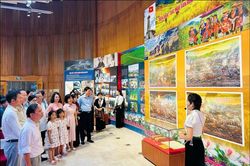 Điện Biên mang 'Sắc màu văn hóa, điểm đến vùng Tây Bắc' đến Quảng Ninh