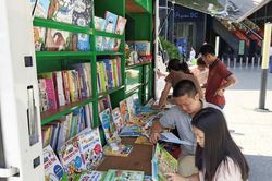 Chuyến xe 'Hành trình Ánh sáng tri thức' lan tỏa văn hóa đọc