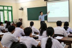 Có điểm sàn các ngành sư phạm, sức khỏe, pháp luật: Thí sinh điều chỉnh nguyện vọng thế nào?