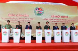 Khởi c&ocirc;ng c&ocirc;ng tr&igrave;nh gi&aacute;o dục &yacute; nghĩa nơi bi&ecirc;n giới Việt Nam-L&agrave;o