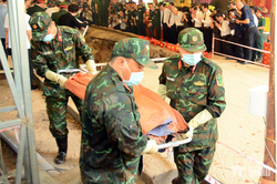 TP Hồ Ch&iacute; Minh: Đ&atilde; t&igrave;m thấy 29 h&agrave;i cốt liệt sĩ tại c&ocirc;ng vi&ecirc;n L&ecirc; Thị Ri&ecirc;ng