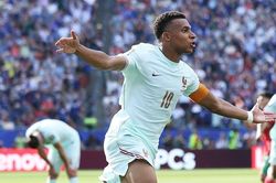 Video b&oacute;ng đ&aacute; Ph&aacute;p - Morocco: Mbappe - Dembele tỏa s&aacute;ng, 6 ph&uacute;t b&ugrave;ng nổ (World Cup)