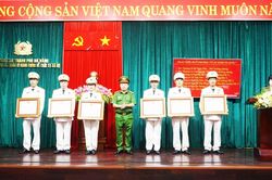 Nâng cao hơn nữa hiệu quả công tác CA trong công tác QLHC về TTXH