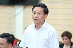 Nhiều phản ứng với đề xuất cho th&iacute; sinh Trường THPT chuy&ecirc;n Tuy&ecirc;n Quang thi lại m&ocirc;n To&aacute;n