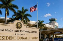 Mỹ chính thức có sân bay mang tên Tổng thống Donald Trump