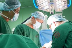 Cứu sống nam thanh niên bị mảnh xương găm vào não sau tai nạn giao thông
