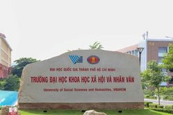 Trường ĐH Khoa học x&atilde; hội v&agrave; Nh&acirc;n văn TPHCM c&ocirc;ng bố điểm s&agrave;n v&agrave; hệ số quy đổi