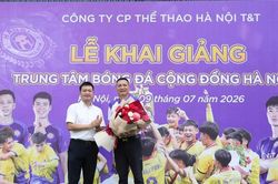 Cựu danh thủ Triệu Quang H&agrave; nắm Trung t&acirc;m b&oacute;ng đ&aacute; cộng đồng của bầu Hiển