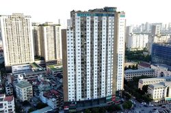 Hàng trăm hộ dân chung cư Thăng Long Tower bị 'treo' sổ hồng cả chục năm