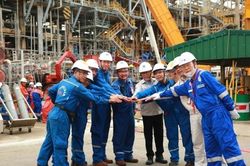 Đảng ủy Petrovietnam tăng cường l&atilde;nh đạo c&ocirc;ng t&aacute;c tuy&ecirc;n truyền, gi&aacute;o dục ch&iacute;nh trị, tư tưởng, ph&aacute;p luật cho người lao động