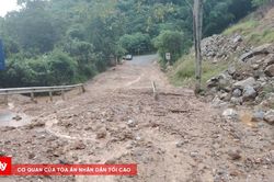 Mưa lớn gây sạt lở nhiều tuyến đường, ngành đường bộ tập trung bảo đảm giao thông
