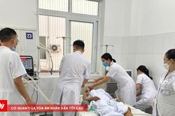 Thuyền trưởng kể giây phút thoát chết sau vụ lật tàu