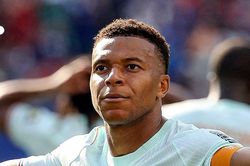 Video b&agrave;n thắng World Cup Ph&aacute;p vs Maroc: Mbappe, Dembele tỏa s&aacute;ng