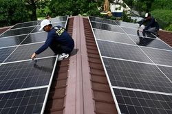 Điện mặt trời mái nhà bùng nổ ở Philippines, rào cản vẫn là chi phí