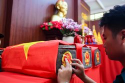 Phát hiện thêm nhiều hài cốt liệt sĩ nằm chồng lên nhau ở công viên Lê Thị Riêng