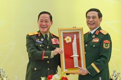 Đại tướng Phan Văn Giang: Giao lưu biên giới Việt - Lào thực sự ý nghĩa, ấn tượng