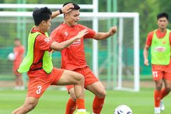 Tuyển Việt Nam nhận tin cực vui tại Hàn Quốc