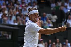 Zverev giải mã 'hiện tượng', book vé chung kết Wimbeldon 2026