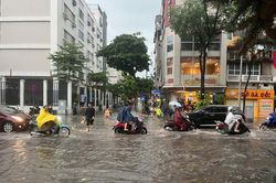 Sở Xây dựng Hà Nội lý giải phố Quang Trung vẫn ngập dù đã hoàn thành dự án thoát nước