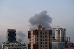 Israel chờ 'đ&egrave;n xanh' từ Tổng thống Trump để nối lại c&aacute;c cuộc tấn c&ocirc;ng Iran
