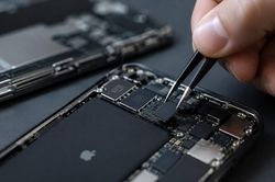 iPhone sắp d&ugrave;ng RAM sản xuất tại Trung Quốc?