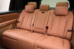 SUV dài gần 5,3 mét, mạnh 707 mã lực, trang bị tối tân, giá chưa tới 1,5 tỷ đồng