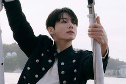 Khán giả lo lắng sau biến cố sức khỏe của Jungkook (BTS)