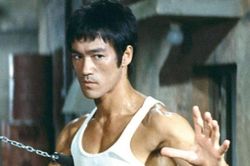 Vì sao Lý Tiểu Long trở thành huyền thoại võ thuật?