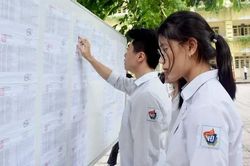 Bộ GD&ĐT chưa quyết định thi lại môn Toán ở Tuyên Quang