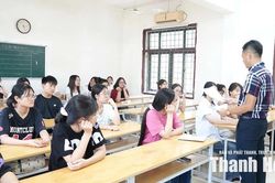Tăng phụ cấp ưu đãi nghề để nhà giáo yên tâm cống hiến