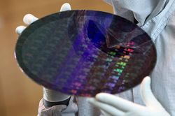 TSMC, Samsung tăng giá các quy trình sản xuất chip tiên tiến