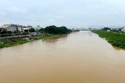 Nước sông Thương, sông Cầu dâng cao, cảnh báo nguy cơ ngập úng, sạt lở đất
