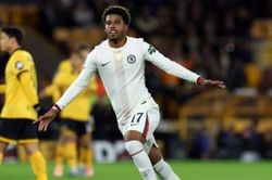 Manchester United chi&ecirc;u mộ Andrey Santos: Nước đi đầy toan t&iacute;nh của INEOS