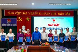 Bồi dưỡng cán bộ Đoàn từ thực tiễn cơ sở