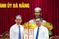 B&iacute; thư Th&agrave;nh ủy Đ&agrave; Nẵng L&ecirc; Ngọc Quang tiếp Đại sứ Trung Quốc tại Việt Nam