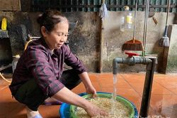 Doanh nghiệp tiên phong sản xuất nước sạch cung cấp cho người dân nông thôn