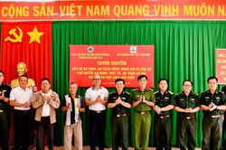 TP. Cần Thơ: Tuyên truyền bảo vệ an ninh, trật tự khu vực biên giới biển