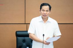 Tổng Thư k&yacute; Quốc hội, Chủ nhiệm Văn ph&ograve;ng Quốc hội L&ecirc; Quang Mạnh chủ tr&igrave; họp giao ban với c&aacute;c đơn vị của Văn ph&ograve;ng Quốc hội