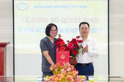 C&ocirc;ng bố Quyết định bổ nhiệm Ph&oacute; Vụ trưởng Vụ Hợp t&aacute;c quốc tế NHNN