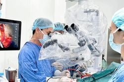 Bệnh viện Việt Đức cơ sở Ninh Bình cứu bệnh nhân nguy kịch do tai nạn lao động