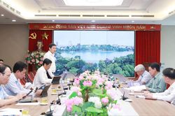 Phát triển hạ tầng sân golf gắn với tăng trưởng kinh tế và du lịch