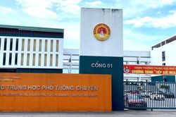 Đề xuất thi lại m&ocirc;n To&aacute;n tại Trường Trung học Phổ th&ocirc;ng chuy&ecirc;n Tuy&ecirc;n Quang: Nh&acirc;n văn hay vội v&atilde;?