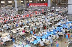 Vốn đăng k&yacute; doanh nghiệp tăng gần 65%: Niềm tin thị trường đang trở lại?